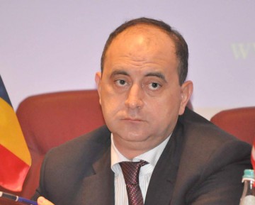 Comănescu îşi doreşte modificarea Legii Petrolului: „Poate îşi fac parlamentarii timp”